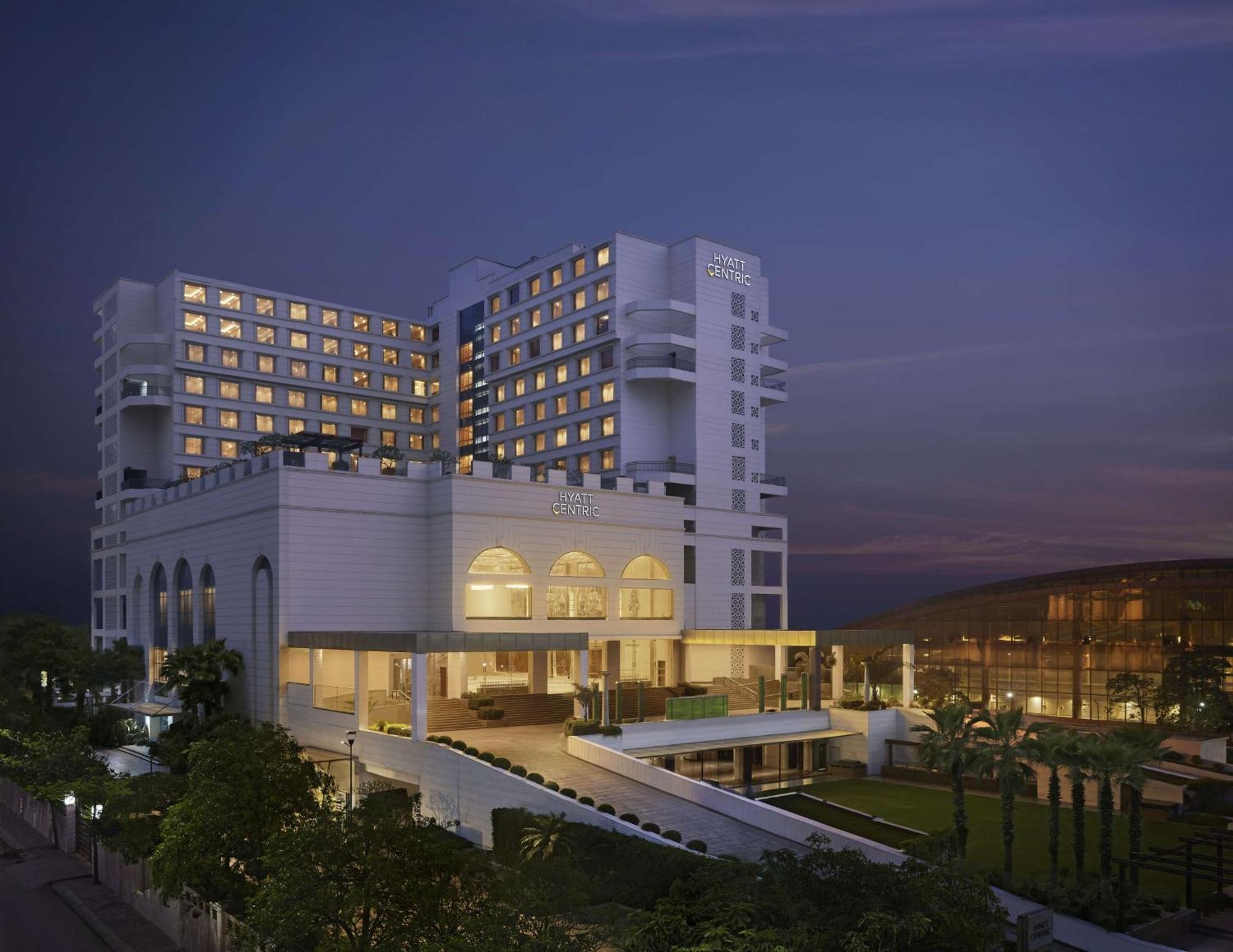 Hyatt Centric Janakpuri New Delhi Hotel Exterior foto